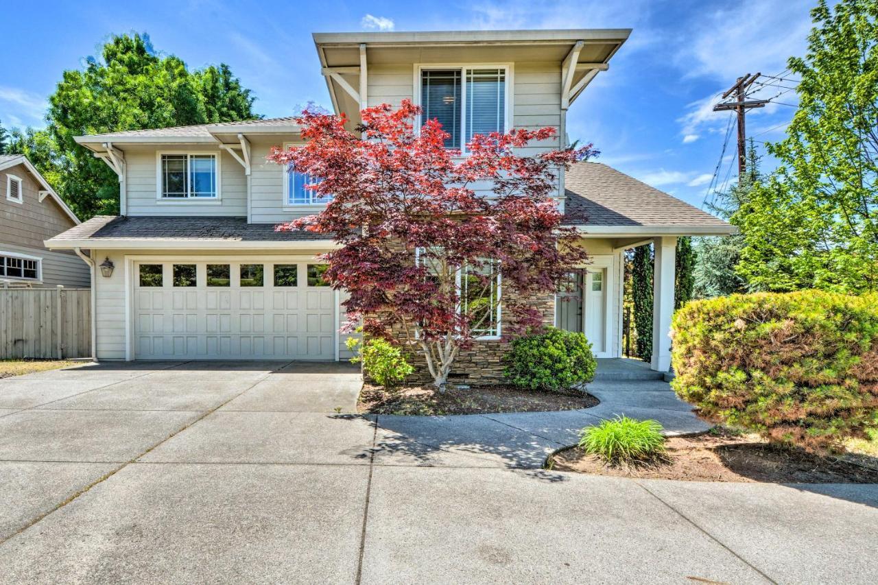Charming Medford Getaway About 4 Miles To Downtown! Exterior foto