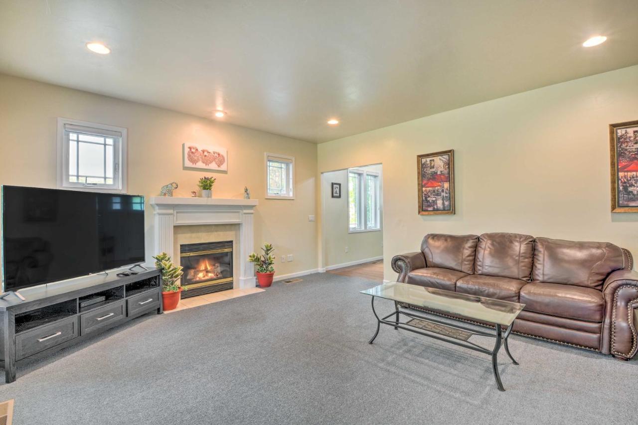 Charming Medford Getaway About 4 Miles To Downtown! Exterior foto