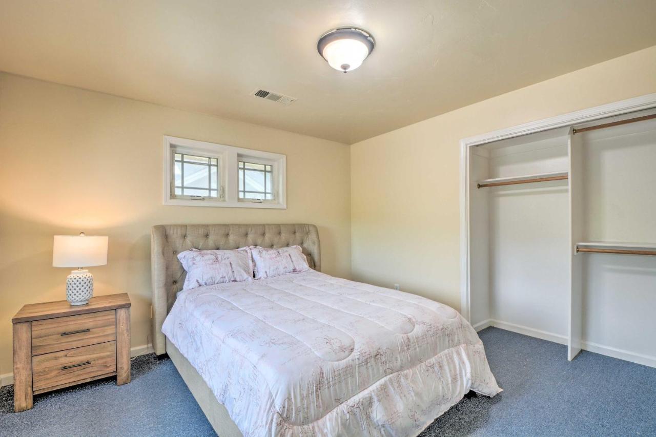 Charming Medford Getaway About 4 Miles To Downtown! Exterior foto