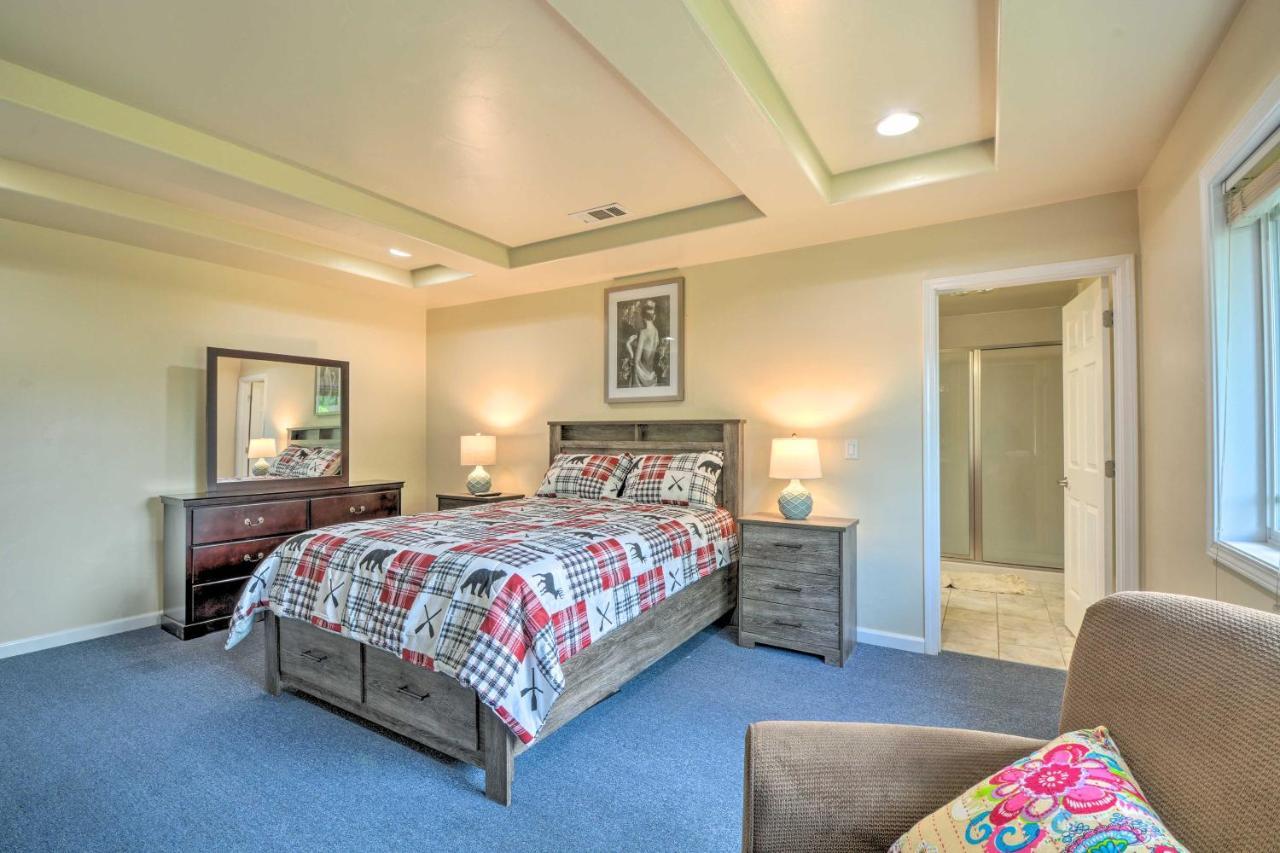 Charming Medford Getaway About 4 Miles To Downtown! Exterior foto