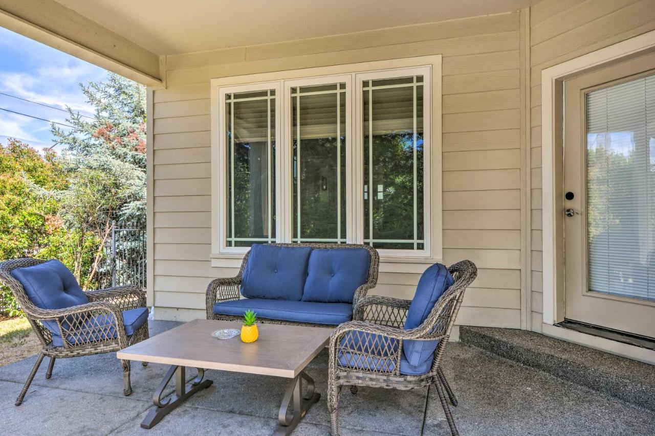 Charming Medford Getaway About 4 Miles To Downtown! Exterior foto