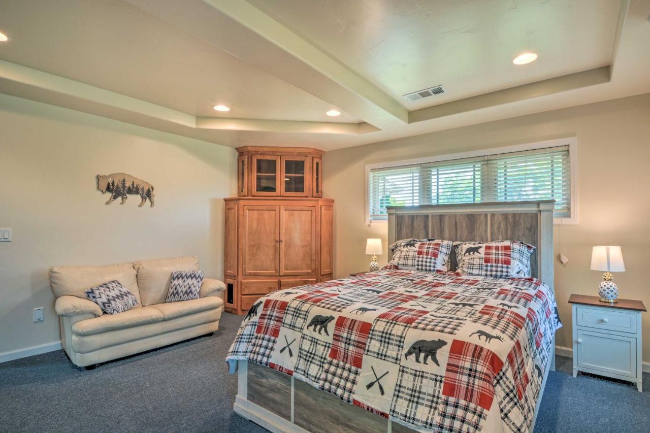Charming Medford Getaway About 4 Miles To Downtown! Exterior foto