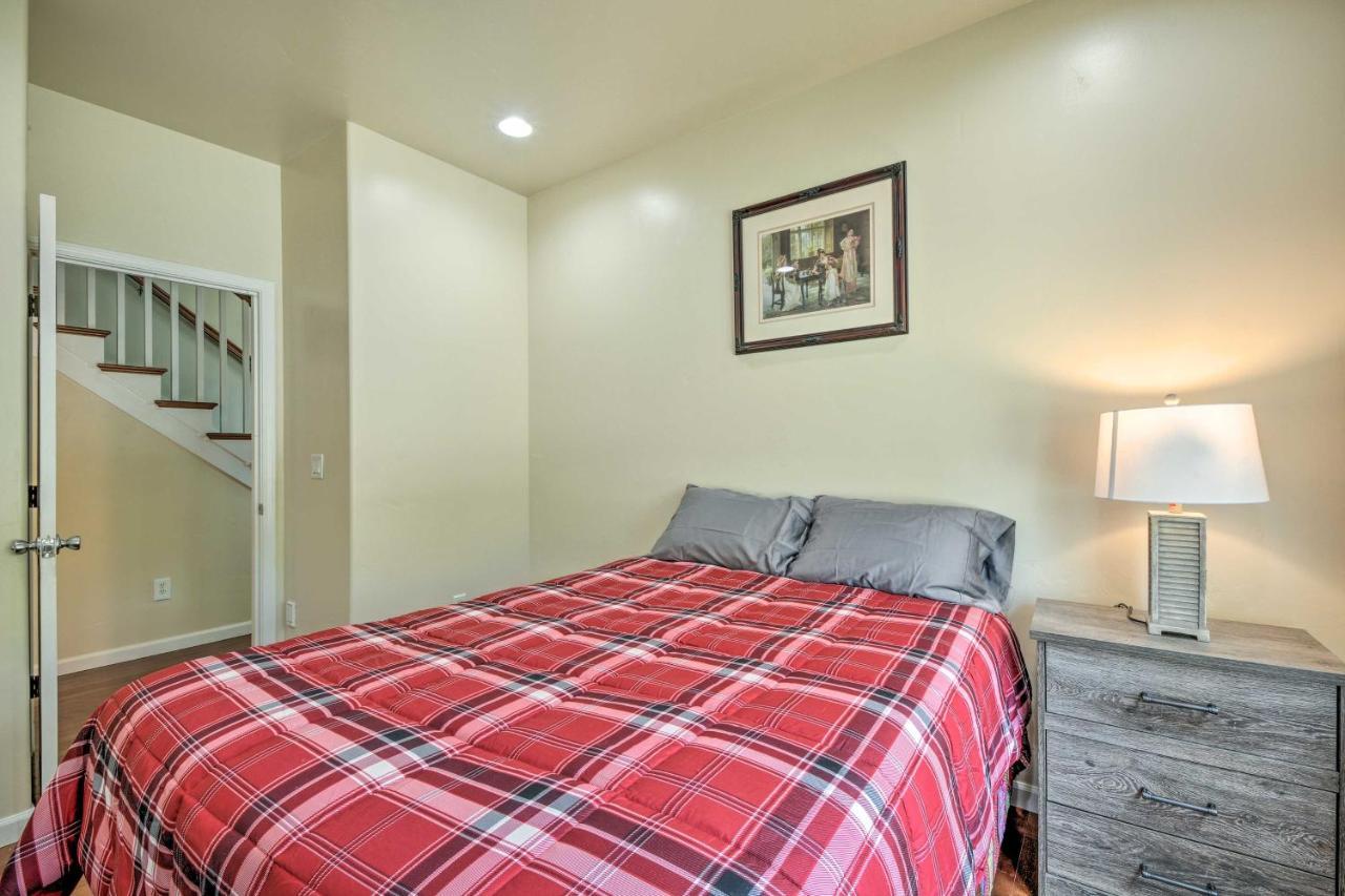 Charming Medford Getaway About 4 Miles To Downtown! Exterior foto