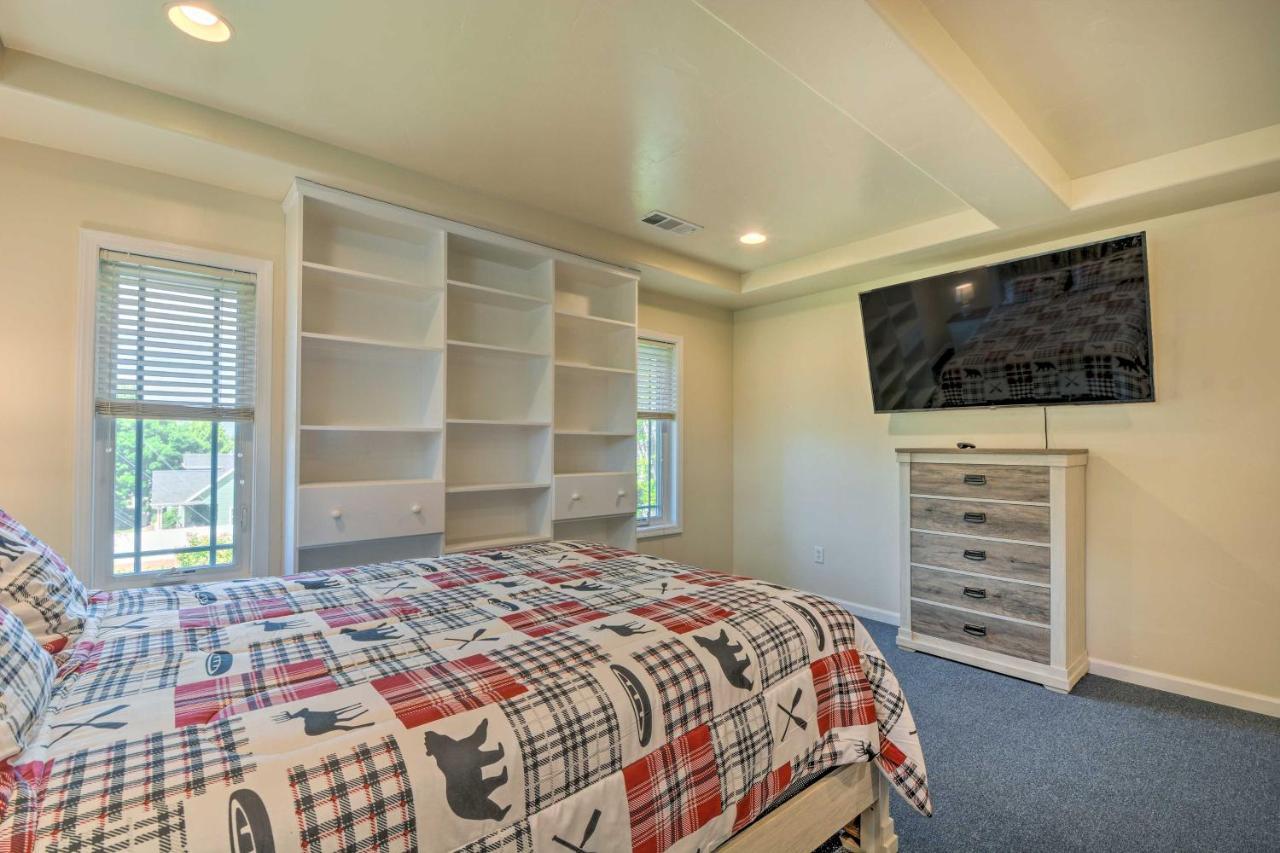Charming Medford Getaway About 4 Miles To Downtown! Exterior foto